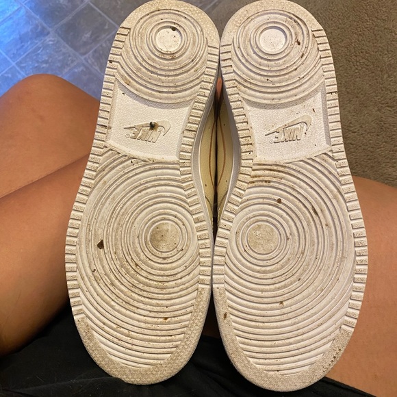 Nike Air Force - Picture 4 of 7